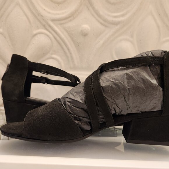Eileen Fisher Black Leather "Kyra" Block Heeled Sandals. NIB. Size: various - Picture 5 of 15